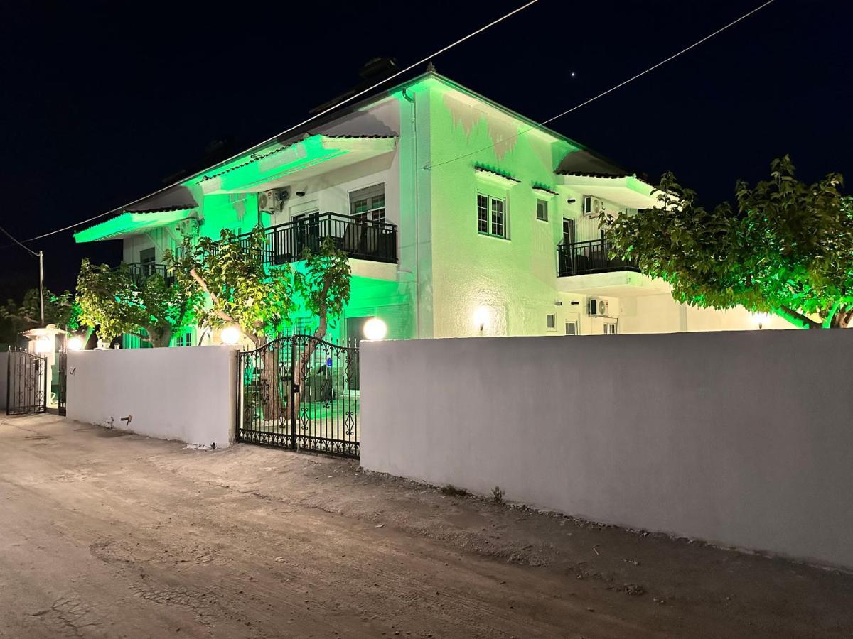 Ferienwohnung Mesangala Sunrise Néa Meságkala Exterior foto